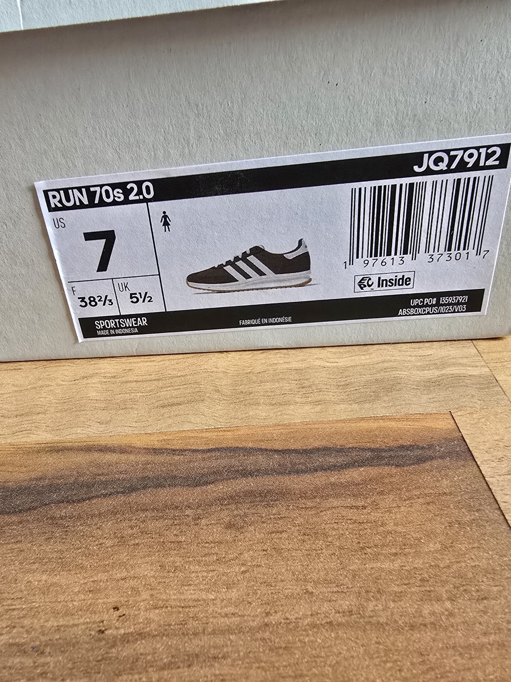 adidas Brown & Cream Retro Runner Sneakers NEW ✨️ Women's ADIDAS RUN 70S 2.0 - Picture 3 of 7